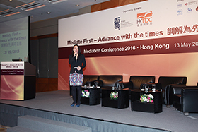 Miss Venus Cheung, Senior Government Counsel (Ag.), Master of Ceremony brings the Mediation Week 2016 to a successful close.