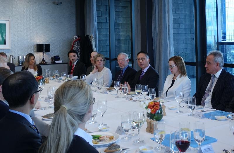 The Secretary for Justice, Mr Rimsky Yuen, SC (third right), today (August 12) speaks at a luncheon event organised by the Law Institute of Victoria in Melbourne, Australia, on the latest developments in dispute resolution services in Hong Kong.