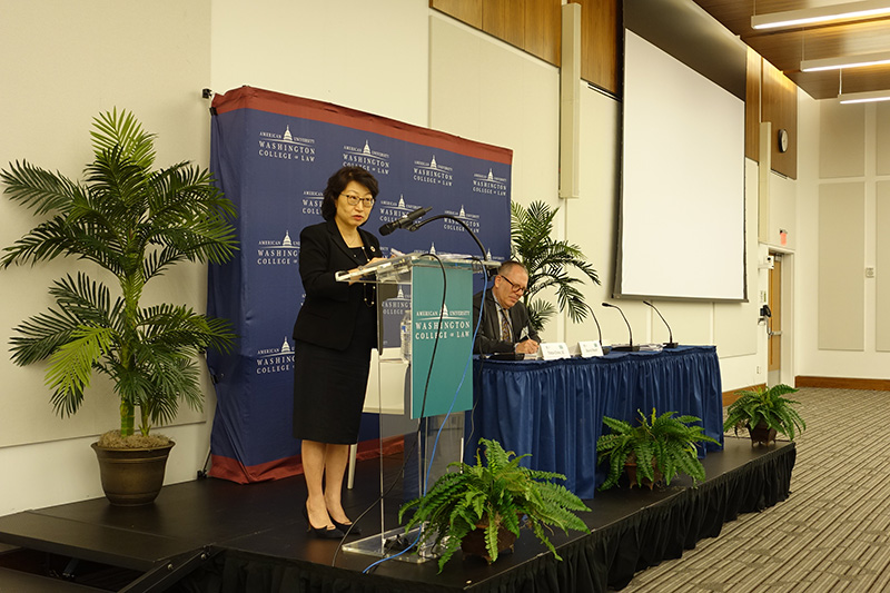 The Secretary for Justice, Ms Teresa Cheng, SC, in Washington, DC, today (July 14, Eastern Standard Time) continued her visit to the United States to promote Hong Kong's legal and dispute resolution services. Photo shows Ms Cheng delivering a keynote speech at the Society of International Economic Law Biennial Conference. The theme of the conference is "International Economic Law in Unsettling Times".