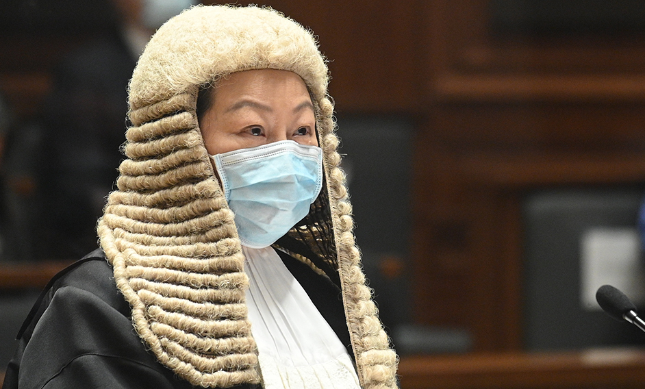 律政司司长郑若骅资深大律师今日（一月十一日）在二○二一年法律年度开启典礼上发表演辞。