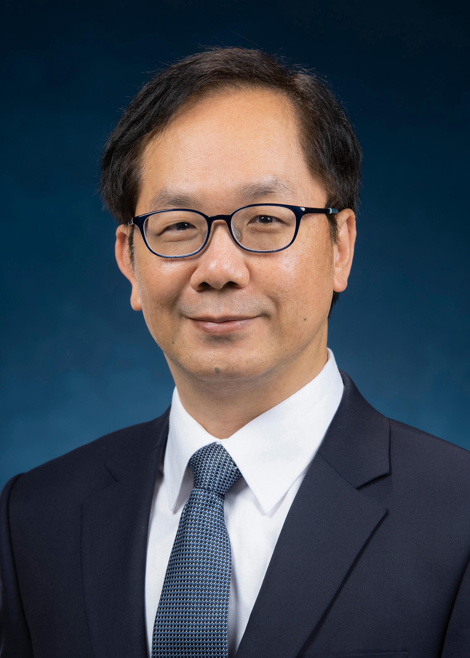 The Department of Justice announced today (March 11) the appointment of Mr Michael Lam Siu-chung as Law Draftsman. He will assume duty on March 16.