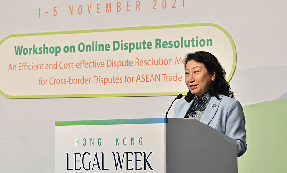 The Secretary for Justice, Ms Teresa Cheng, SC, speaks at the Workshop on Online Dispute Resolution: An Efficient and Cost-effective Dispute Resolution Mechanism for Cross-border Disputes for ASEAN Trade under Hong Kong Legal Week 2021 today (November 3).