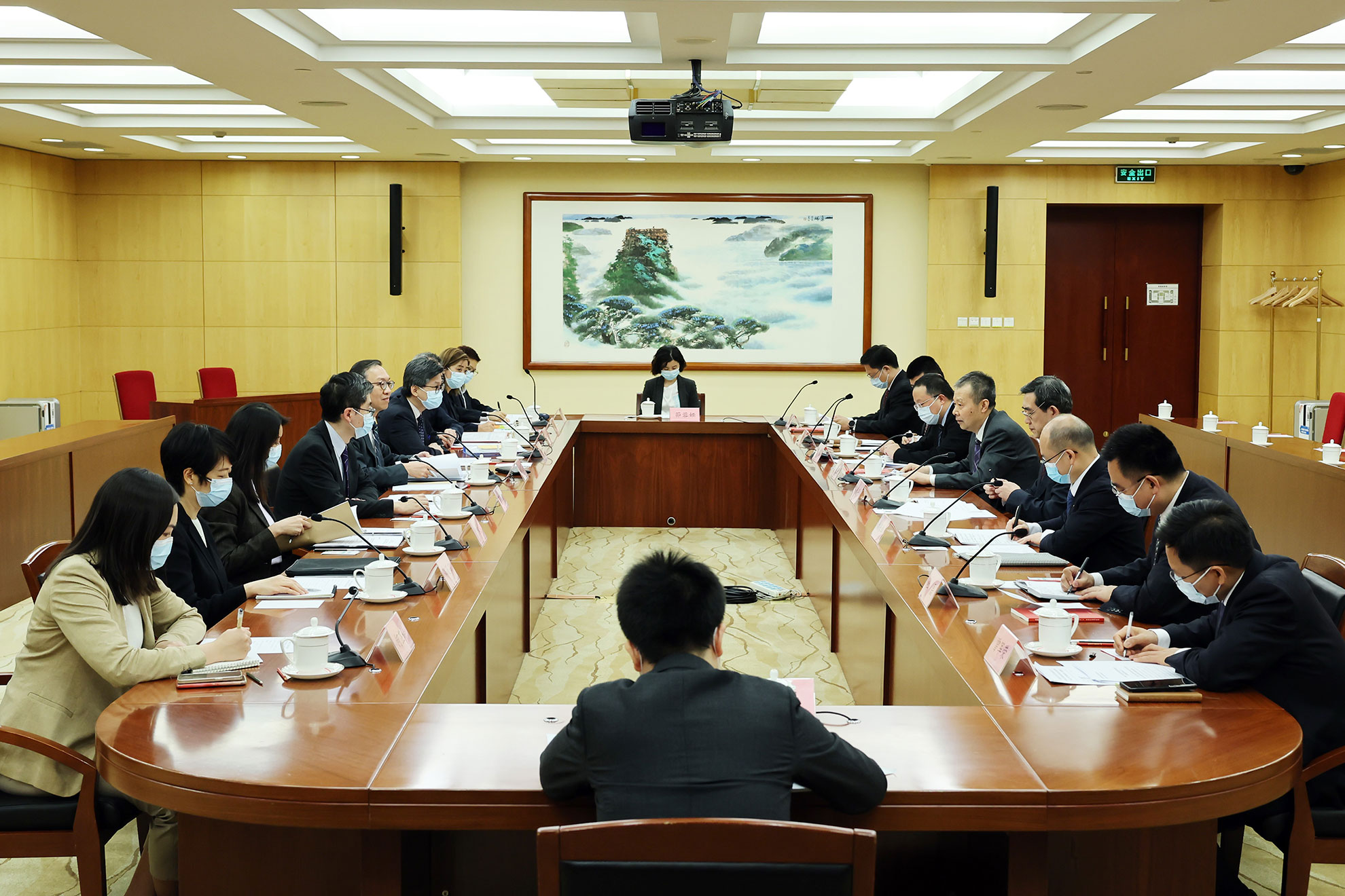 The Secretary for Justice, Mr Paul Lam, SC (fifth left), calls on the Legislative Affairs Commission and the Hong Kong Special Administrative Region (HKSAR) Basic Law Committee of the Standing Committee of the National People's Congress (NPCSC) and meets with the Director of the Research Office of the HKSAR Basic Law Committee and Macao Special Administrative Region Basic Law Committee of the NPCSC, Mr Yang Zhaoye (fifth right), and the Administrative Office Director of the Legislative Affairs Commission of the NPCSC, Mr Sun Zhenping (fourth right), on the afternoon of June 1 in Beijing.