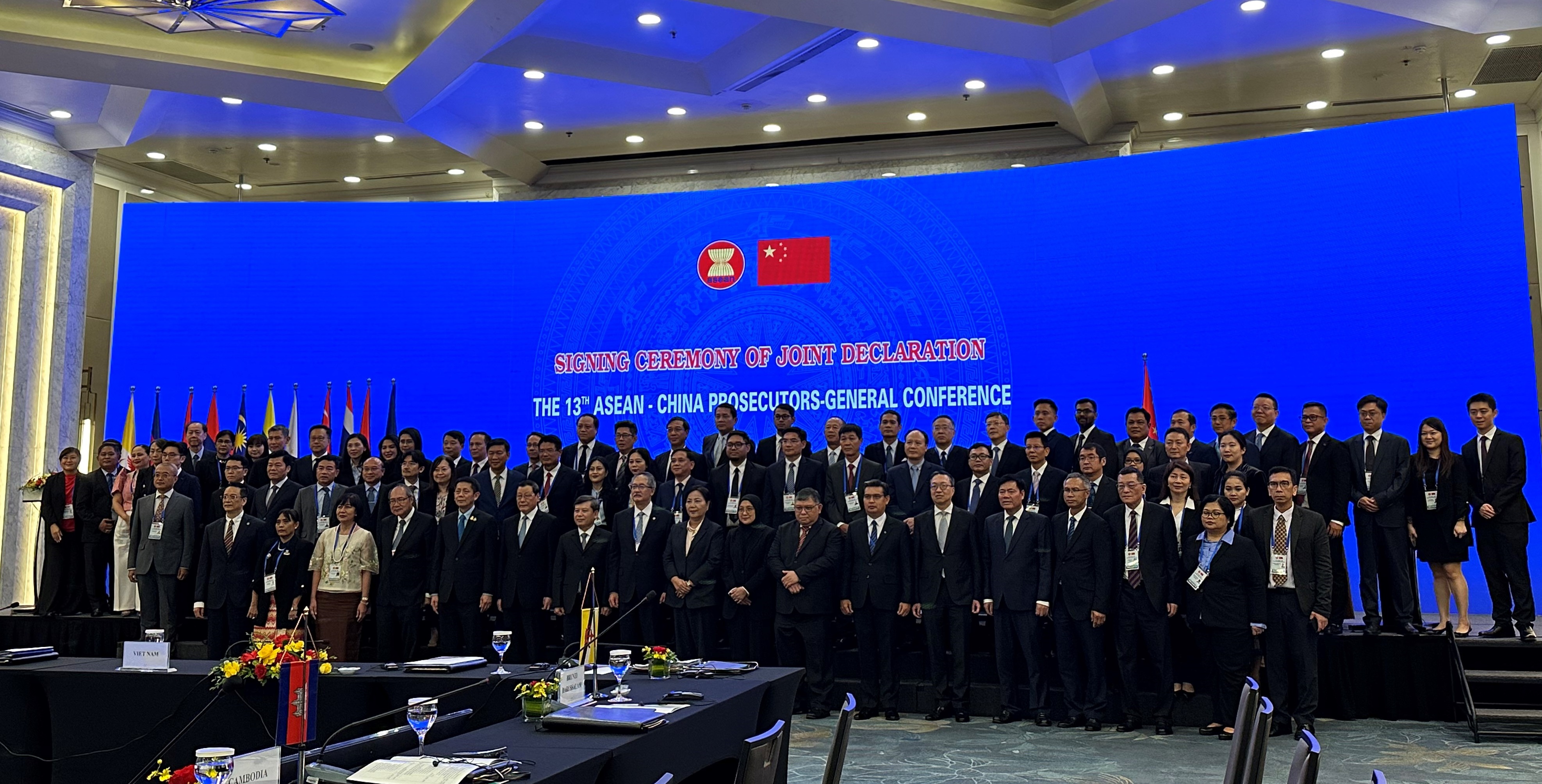 The Secretary for Justice, Mr Paul Lam, SC, continued his visit to Vietnam and attended the 13th China-ASEAN Prosecutors-General Conference today (December 6). Photo shows Mr Lam (first row, sixth right) and other delegates after the Joint Declaration signing ceremony of the conference.