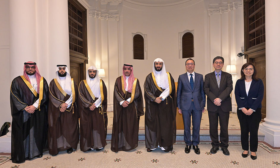 香港與沙特阿拉伯簽署有關爭議避免及解決的合作諒解備忘錄